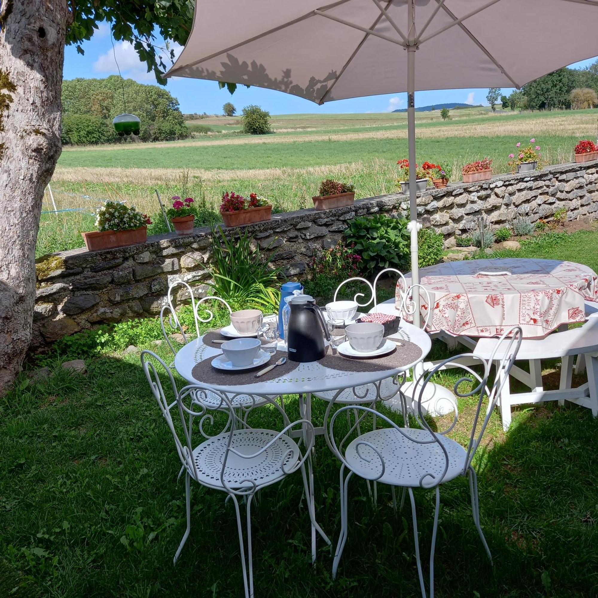 Bed and Breakfast Boufavent Salettes Экстерьер фото